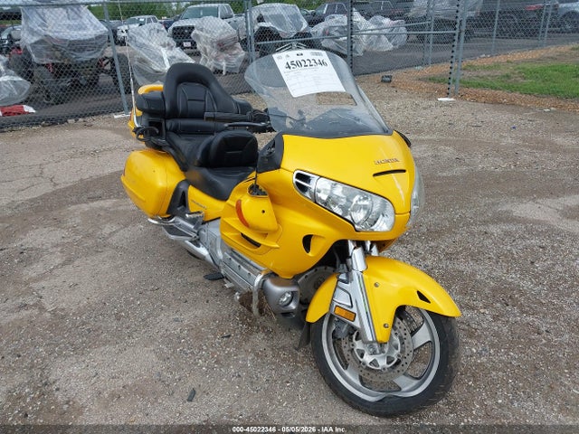 Salvage Honda Gl1800 Image