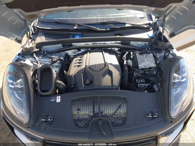 Porsche Macan T