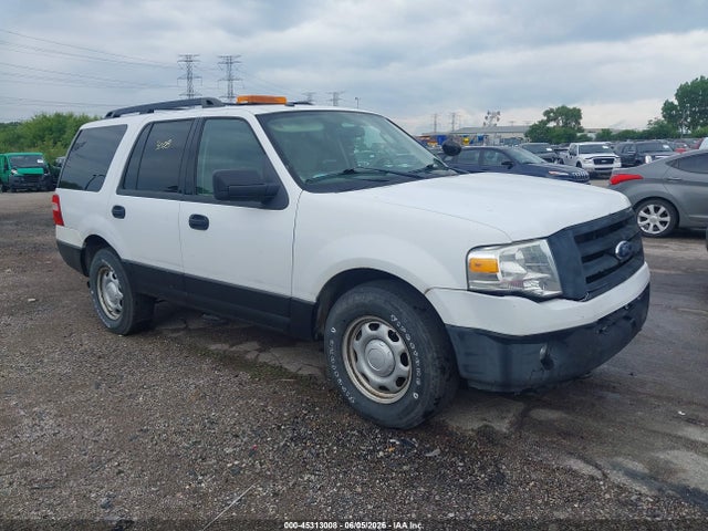Salvage Ford Expedition Image