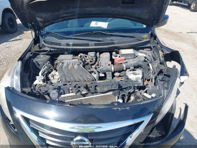 Nissan Versa 1.6 S