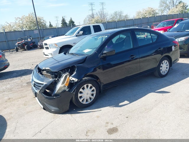 Nissan Versa 1.6 S