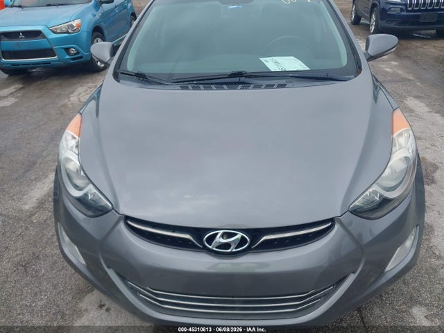 Hyundai ELANTRA Limited