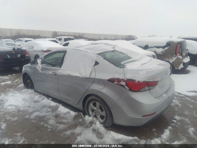 Hyundai ELANTRA Se