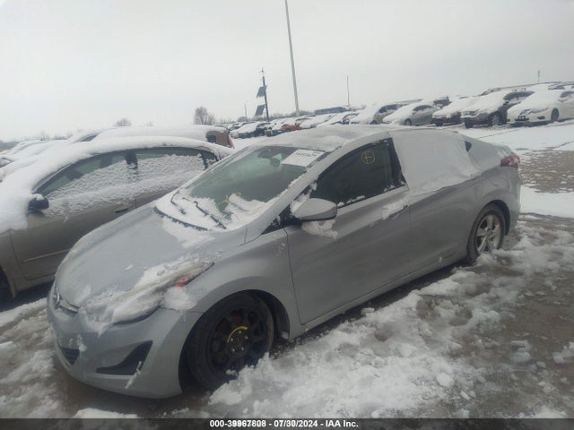 Hyundai ELANTRA Se