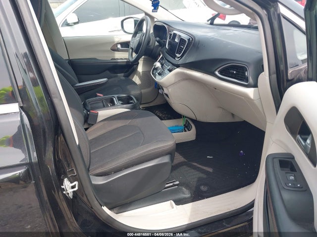 Chrysler Pacifica Touring Plus