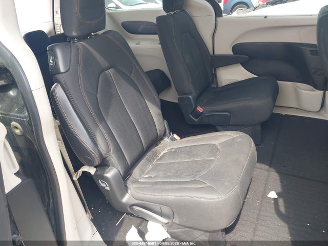 Chrysler Pacifica Touring Plus
