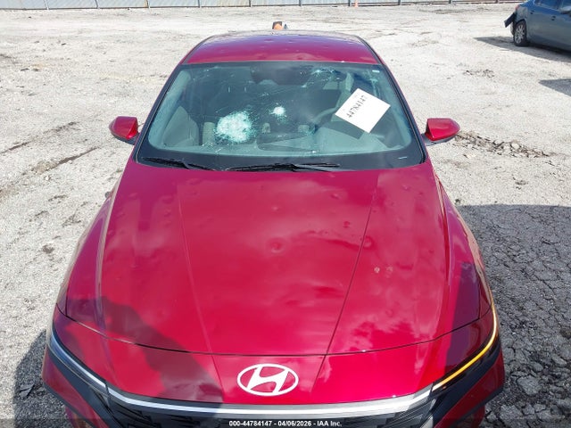 Hyundai ELANTRA Sel