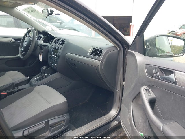 Volkswagen Jetta 1.4t S