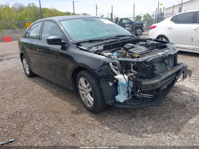 Salvage Volkswagen Jetta Image