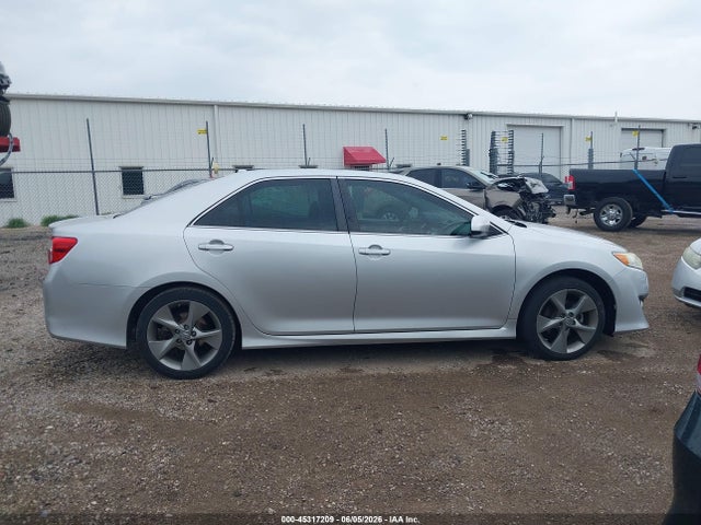 Toyota Camry Se V6