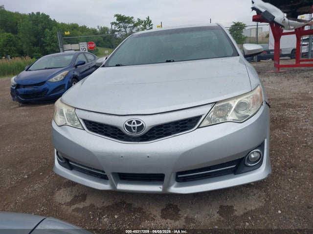 Toyota Camry Se V6