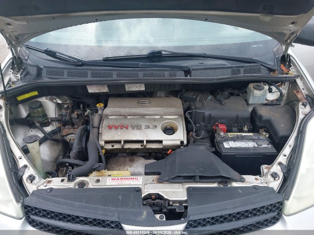 Toyota Sienna Le