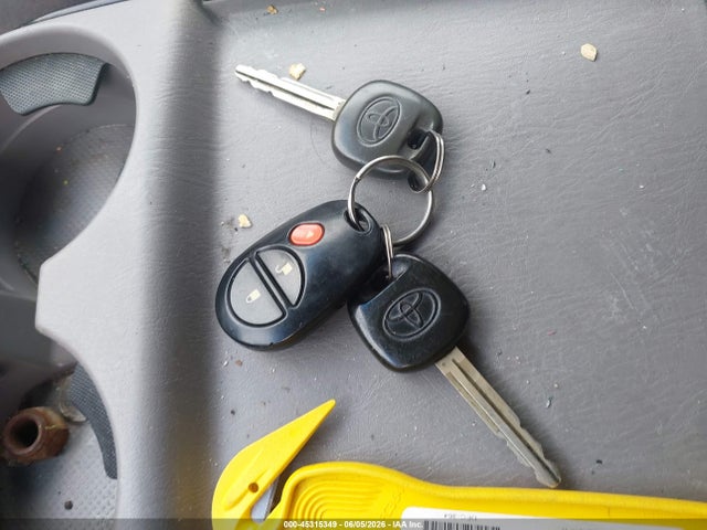 Toyota Sienna Le