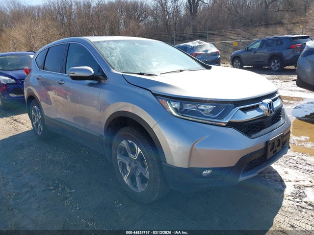 Salvage Honda CR-V Image