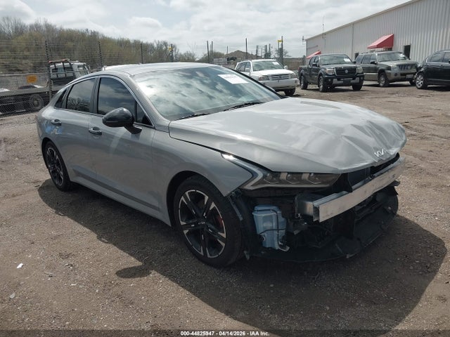 Salvage Kia K5 Image