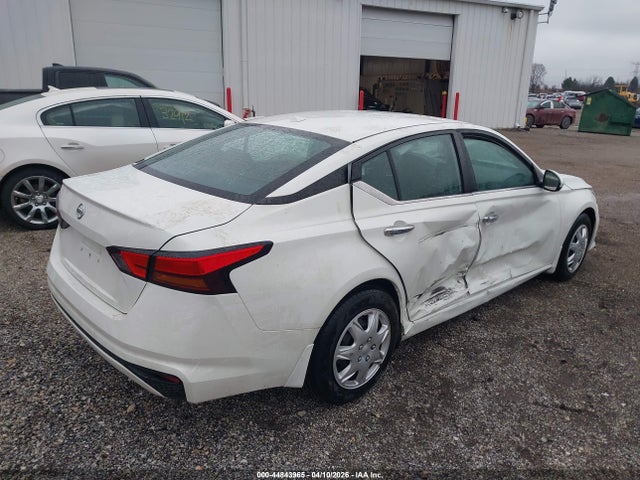 Nissan Altima S Fwd