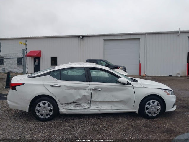 Nissan Altima S Fwd