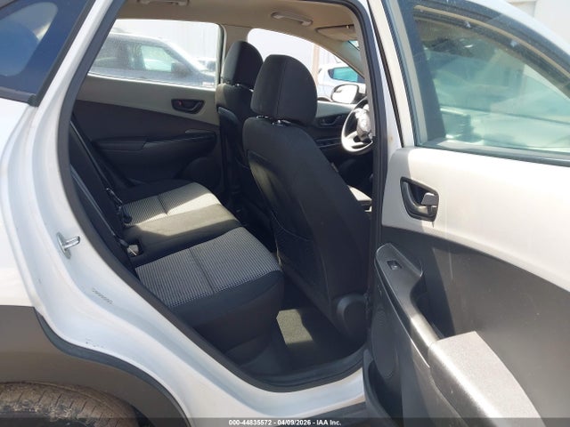 Hyundai KONA Se