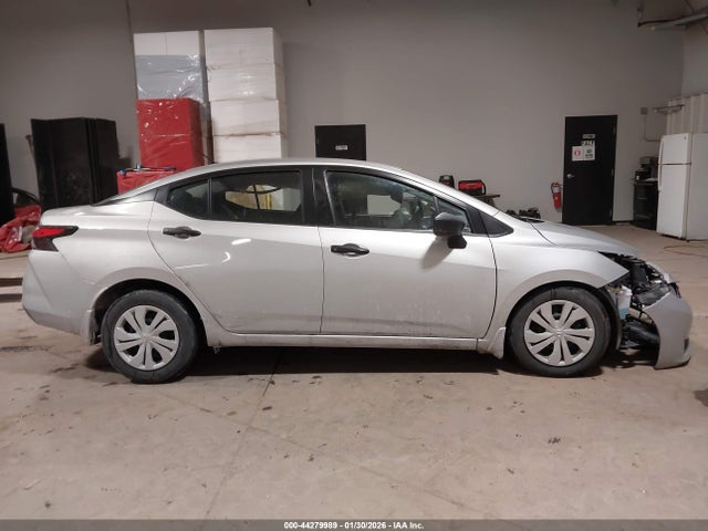 Nissan Versa 1.6 S