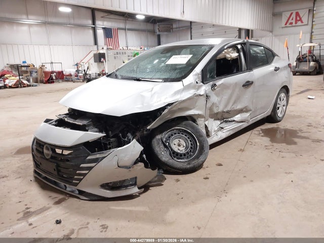 Nissan Versa 1.6 S