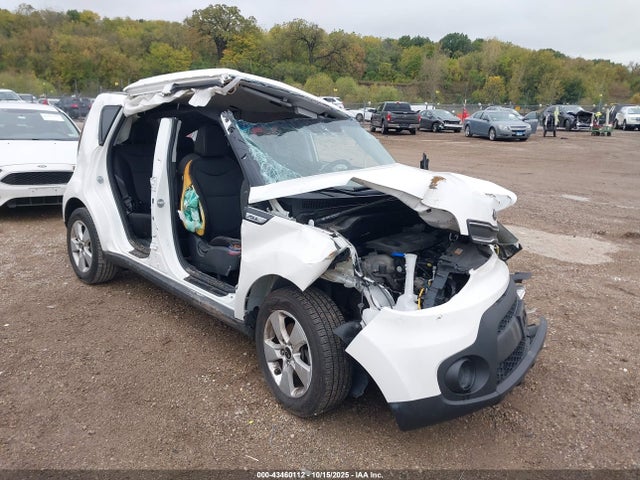 Salvage Kia Soul Image