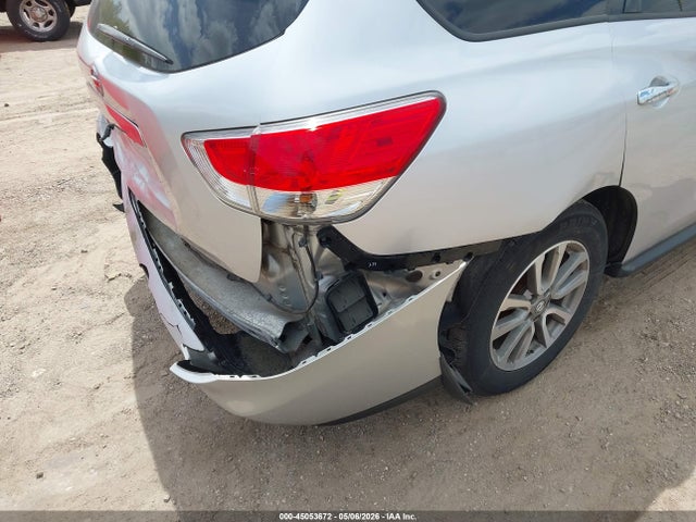 Nissan Pathfinder S