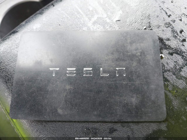 Tesla Model 3 Standard Range Plus Rear-wheel Drive