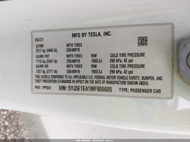 Tesla Model 3 Standard Range Plus Rear-wheel Drive