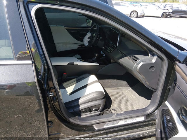 Lexus Es F Sport Handling