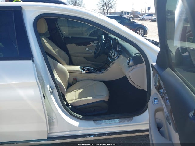 Mercedes-Benz C-Class 4matic