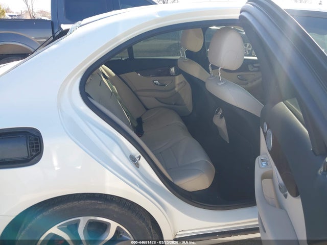 Mercedes-Benz C-Class 4matic