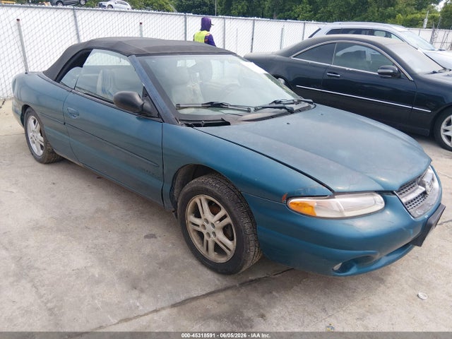Salvage Chrysler Sebring Image
