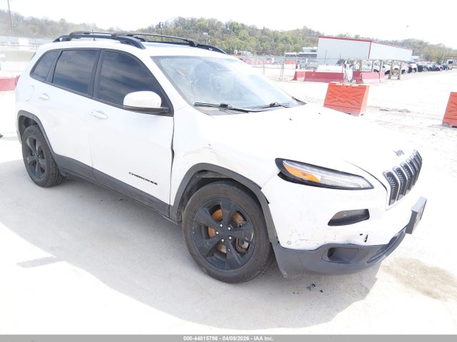Salvage Jeep Cherokee Image