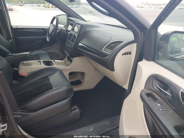 Dodge Grand Caravan Sxt