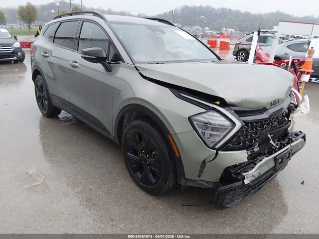 Salvage Kia Sportage Image