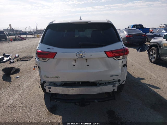 Toyota Highlander Se