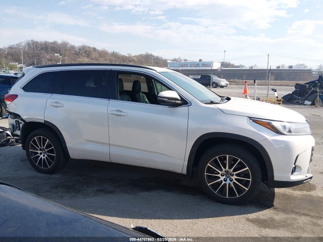 Toyota Highlander Se