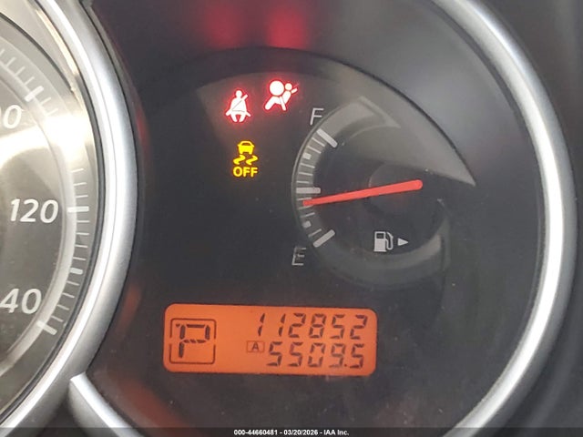 Nissan Versa 1.8s