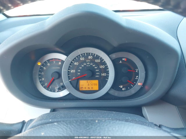 Toyota RAV4 Limited V6