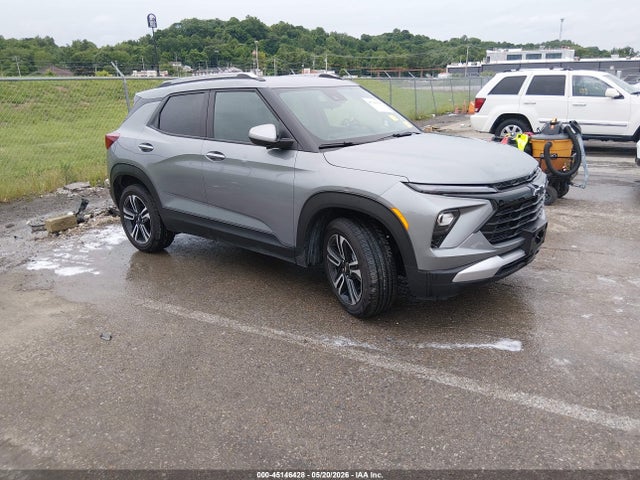 Salvage Chevrolet Trailblazer Image