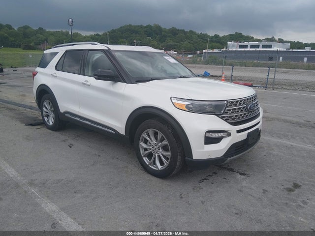 Salvage Ford Explorer Image