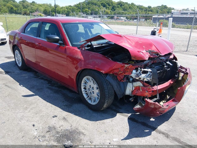 Salvage Chrysler 300 Image