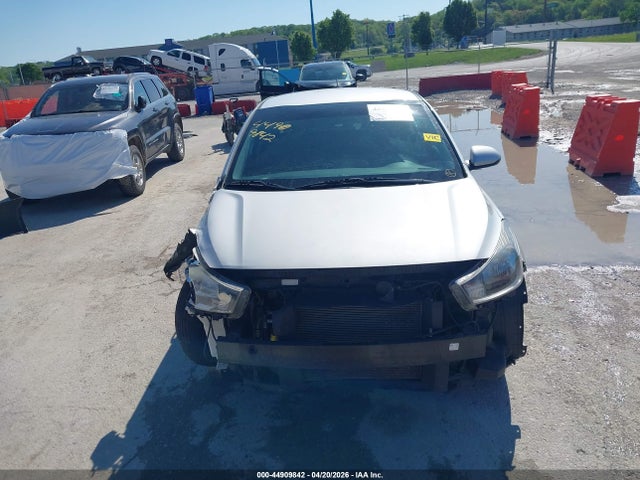 Kia Rio S