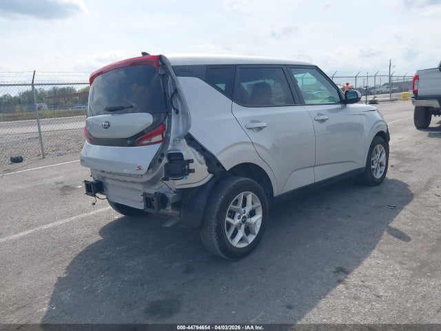 Kia Soul S