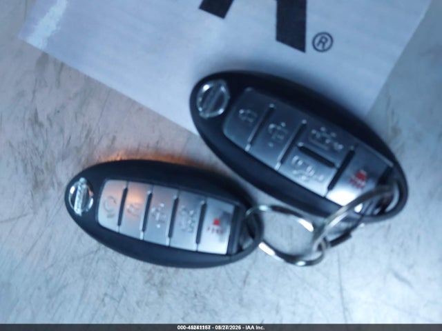 Nissan Pathfinder Platinum