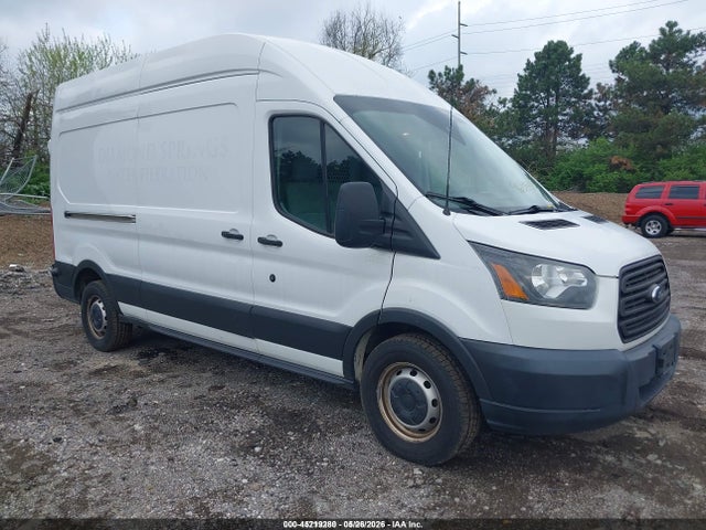 Salvage Ford Transit Image