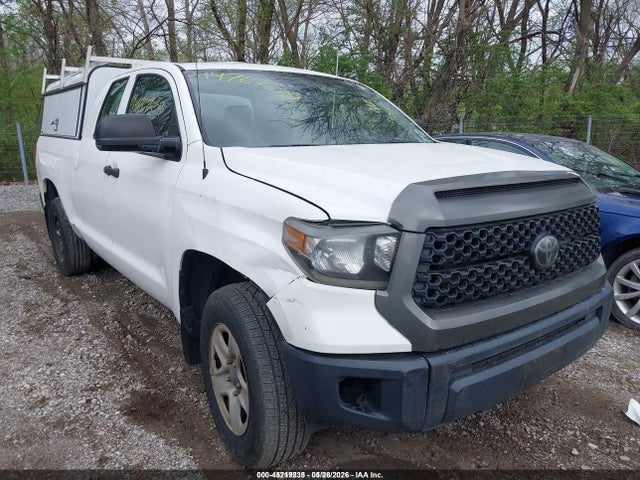 Salvage Toyota Tundra Image
