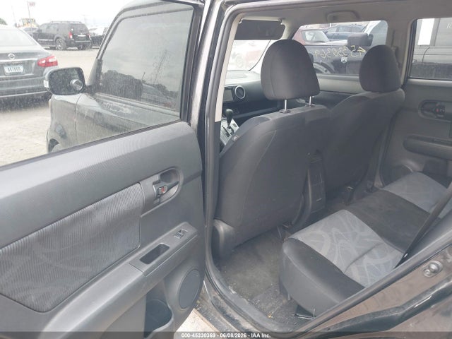 Scion xB