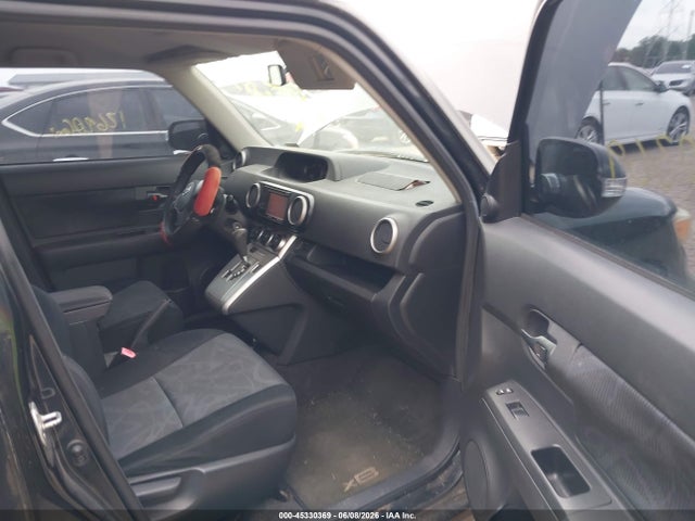 Scion xB