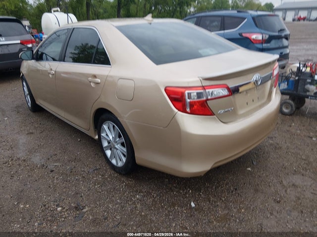 Toyota Camry Xle V6